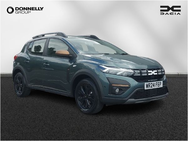 Dacia Sandero Stepway Hatchback, Petrol, 2024, Green