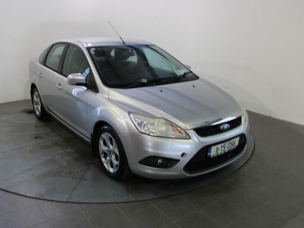 Ford Focus Saloon, Diesel, 2011, Silver