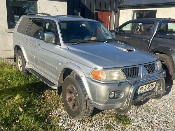 Mitsubishi Pajero SUV, Diesel, 2007, Silver