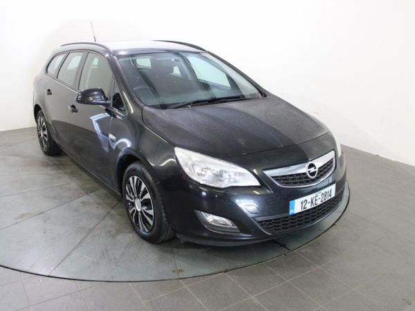 Opel Astra MPV, Diesel, 2012, Black