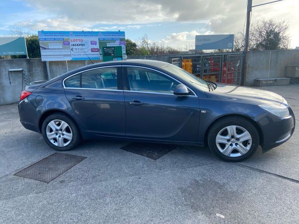 Opel Insignia Saloon, Diesel, 2009, Blue