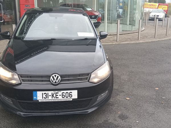Volkswagen Polo Hatchback, Petrol, 2013, Black