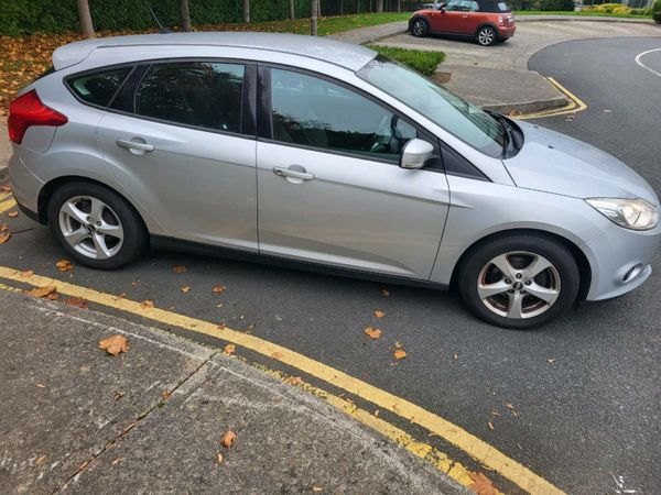 Ford Focus Hatchback, Diesel, 2011, Silver