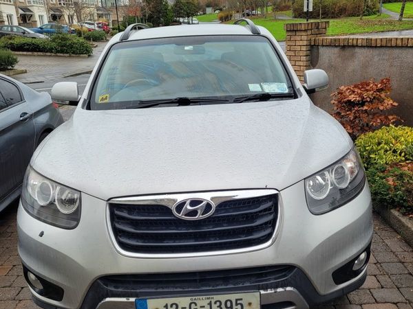 Hyundai Santa Fe SUV, Diesel, 2012, Silver