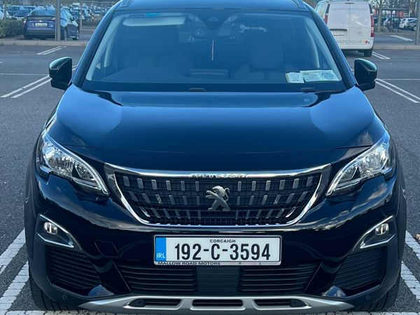 Peugeot 3008 MPV, Petrol, 2019, Black