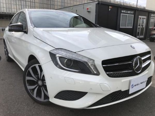 Mercedes-Benz A-Class Hatchback, Petrol, 2013, Silver