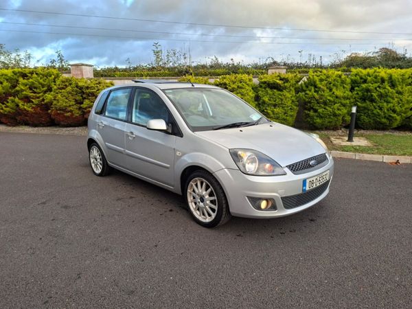 Ford Fiesta Hatchback, Petrol, 2008, Silver