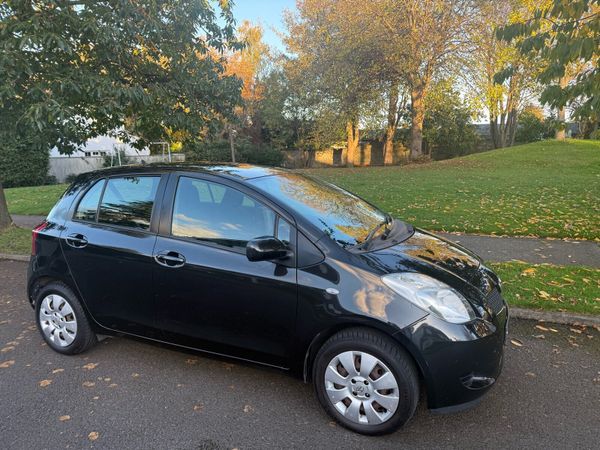 Toyota Yaris Hatchback, Petrol, 2008, Black
