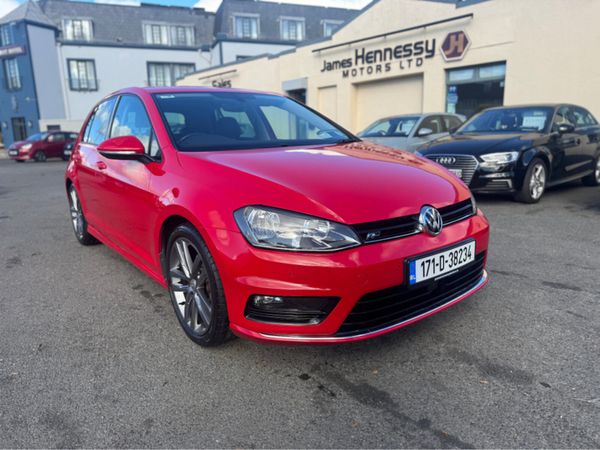 Volkswagen Golf Hatchback, Petrol, 2017, Red