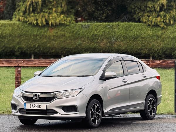 Honda Grace Saloon, Petrol, 2019, Silver
