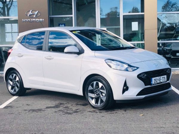 Hyundai i10 Hatchback, Petrol, 2025, Lumen Grey