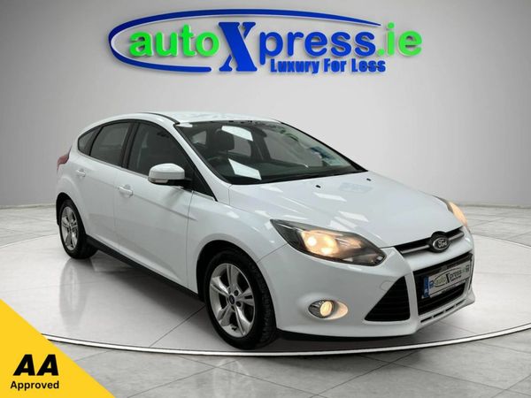 Ford Focus Hatchback, Petrol, 2013, White
