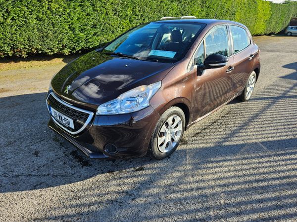 Peugeot 208 Hatchback, Petrol, 2013, Black
