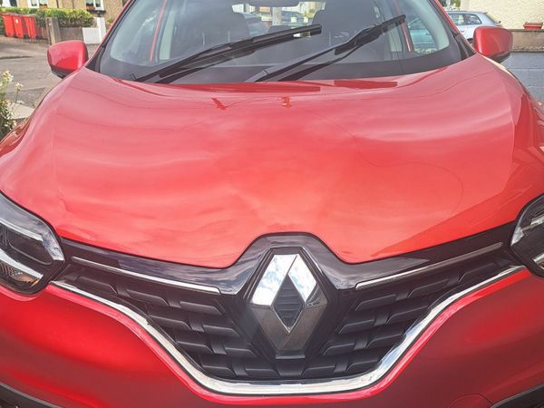 Renault Kadjar SUV, Diesel, 2016, Red