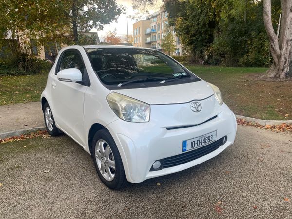 Toyota iQ Hatchback, Petrol, 2010, White