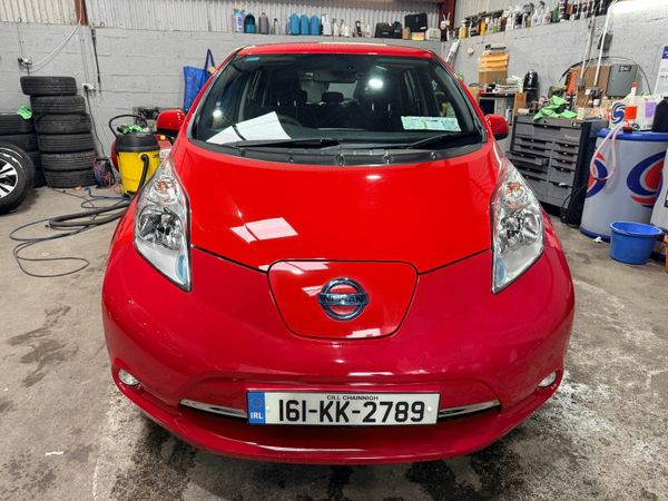 Nissan Leaf Hatchback, Electric, 2016, Red