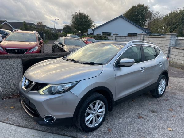 Nissan Qashqai Hatchback, Petrol, 2016, Silver