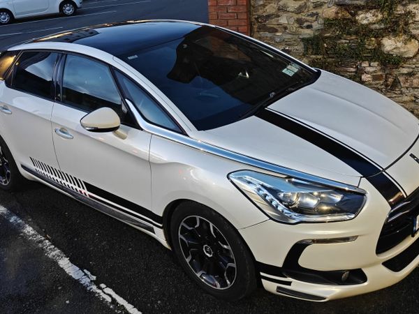 Citroen DS 5 Hatchback, Diesel, 2013, White