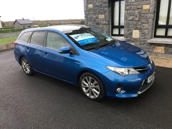 Toyota Auris Estate, Petrol Hybrid, 2014, Blue