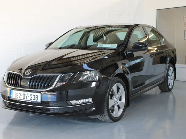 Skoda Octavia Saloon, Diesel, 2018, Black