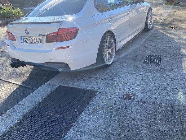 BMW 5-Series Saloon, Diesel, 2013, White