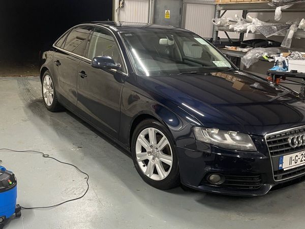 Audi A4 Saloon, Diesel, 2011, Blue