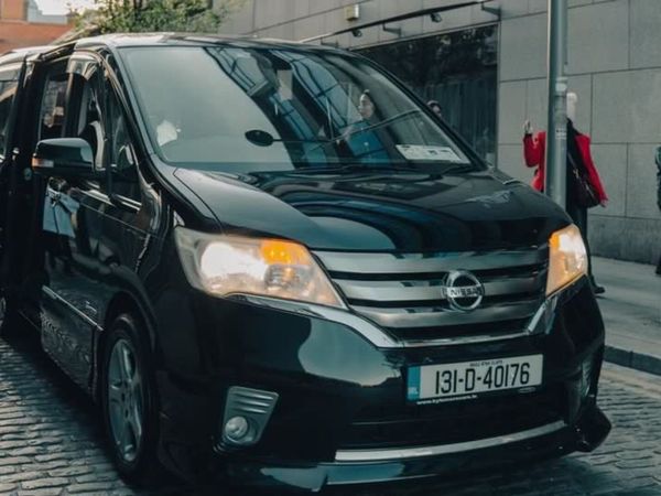 Nissan Serena MPV, Petrol Hybrid, 2013, Black