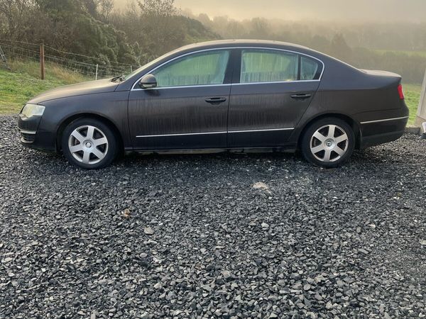 Volkswagen Passat Saloon, Diesel, 2007, Brown