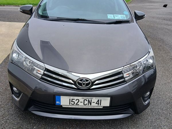 Toyota Corolla Saloon, Diesel, 2015, Grey