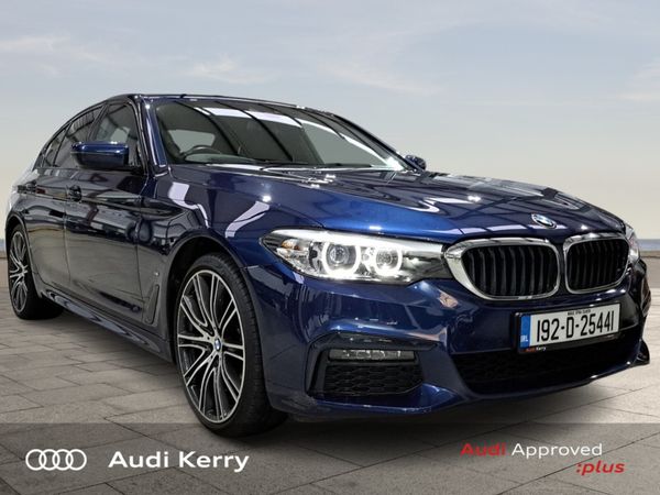 BMW 5-Series Saloon, Petrol Plug-in Hybrid, 2019, Blue