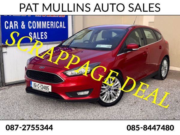Ford Focus Hatchback, Diesel, 2015, Red