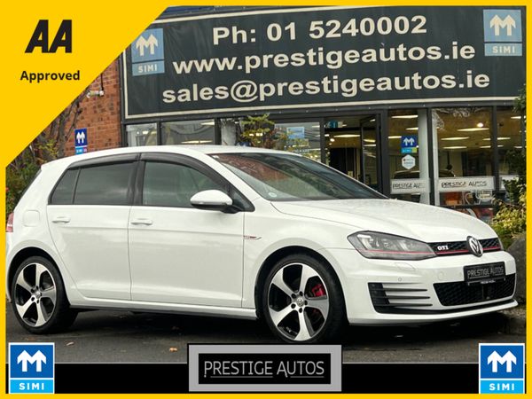 Volkswagen Golf Hatchback, Petrol, 2017, White
