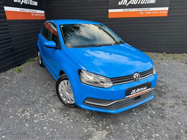Volkswagen Polo Hatchback, Petrol, 2014, Blue