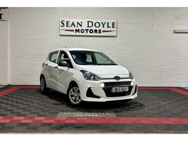 Hyundai i10 Hatchback, Petrol, 2018, White