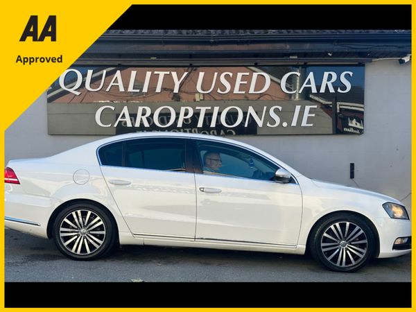 Volkswagen Passat Saloon, Diesel, 2012, White