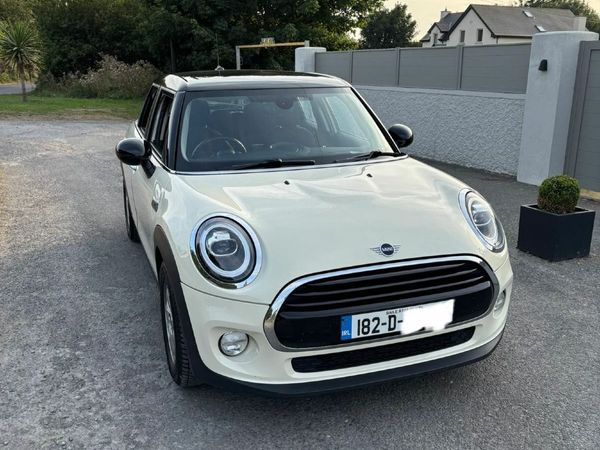 Mini Cooper Hatchback, Petrol, 2018, White
