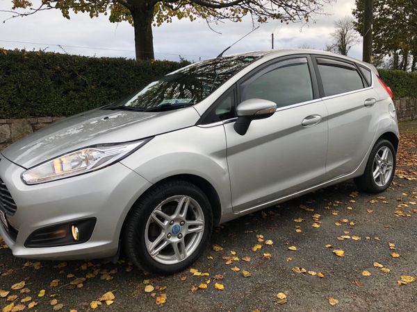 Ford Fiesta Hatchback, Diesel, 2013, Silver