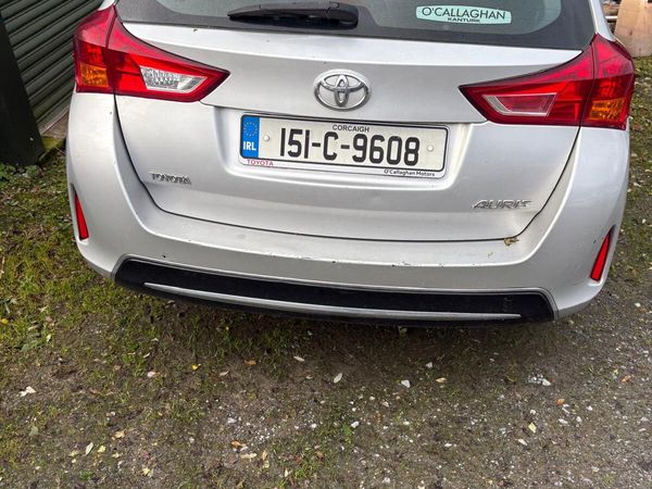 Toyota Auris Estate/Jeep, Diesel, 2015, Silver