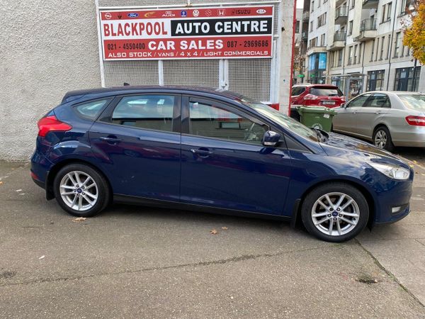 Ford Focus Hatchback, Diesel, 2017, Blue