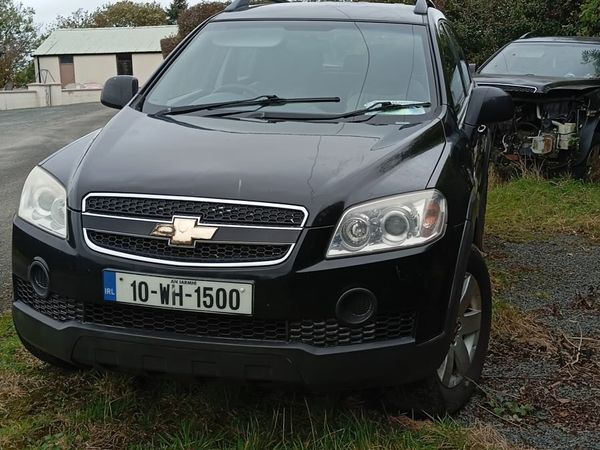 Chevrolet Captiva SUV, Diesel, 2010, Black