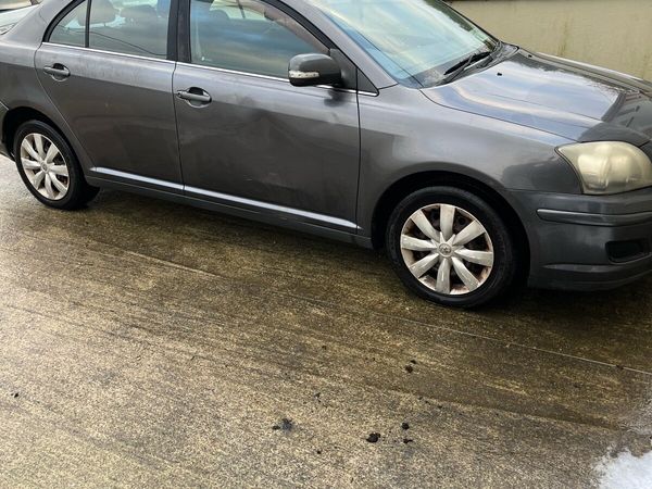 Toyota Avensis Saloon, Petrol, 2006, Grey
