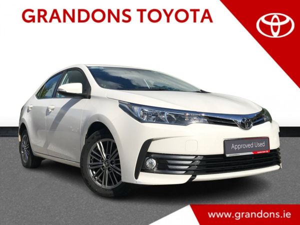 Toyota Corolla Saloon, Petrol, 2018, White