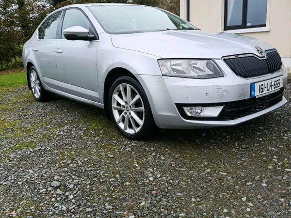Skoda Octavia Saloon, Diesel, 2016, Silver