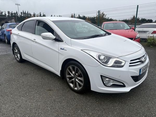 Hyundai i40 Saloon, Diesel, 2015, White