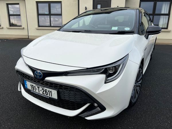 Toyota Corolla Hatchback, Petrol Hybrid, 2019, White