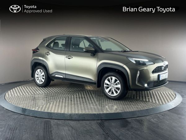 Toyota Yaris Cross Hatchback, Petrol Hybrid, 2025, Bronze