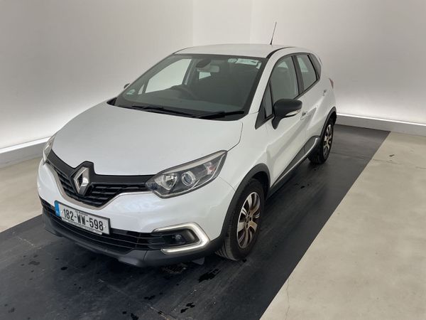 Renault Captur Hatchback, Petrol, 2018, White