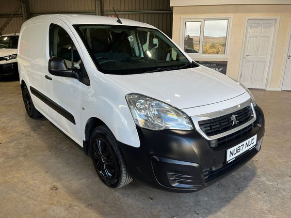 Peugeot Partner MPV, Diesel, 2017, White