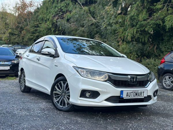 Honda Grace Saloon, Petrol Hybrid, 2018, White