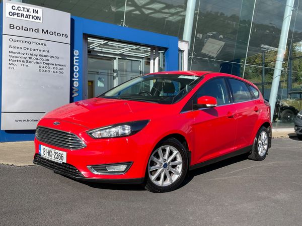 Ford Focus Hatchback, Diesel, 2018, Red